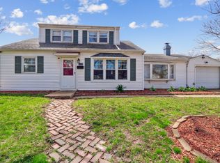 1112 Fairlawn Dr, Rantoul, IL 61866