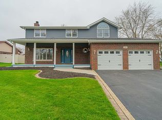 819 Wells Ct, Dyer, IN 46311