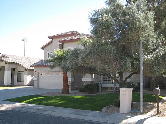 3rd image of 5429 W Villa Theresa Dr