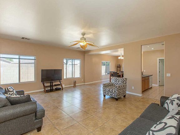 5th image of 1039 E Desert Springs Way