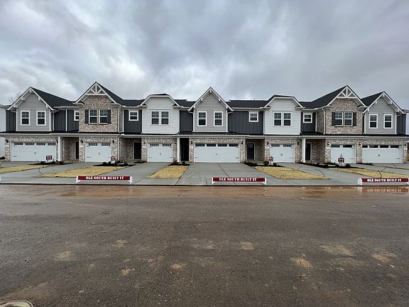 Salem Landing townhouse