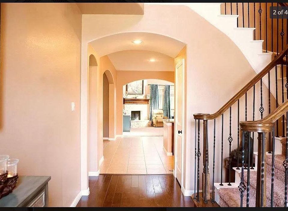 1st image of 10871 Sexton Dr