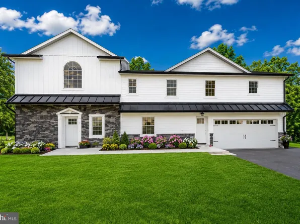 481 Sample Bridge Rd, Enola, PA 17025