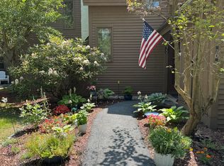 807 Murphys Rd #7D, Hartford, VT 05047