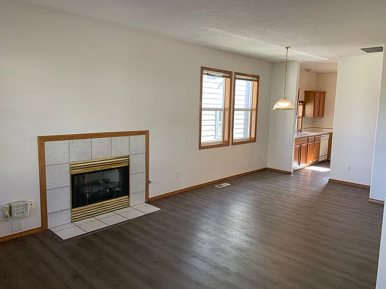 21958A NE Chinook Way — Photo 3