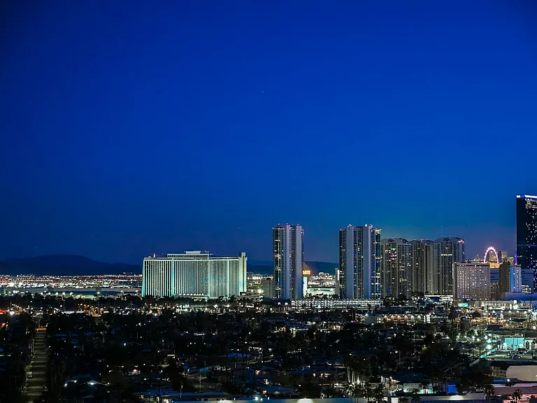 900 Las Vegas Blvd S #901 — Photo 58