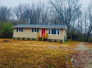 111 Columbia Rd, Cartersville, VA 23027