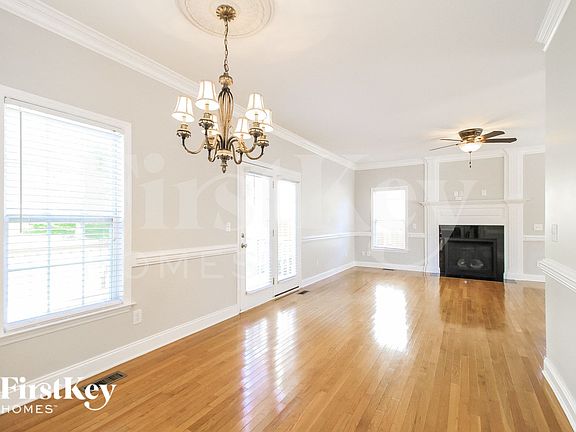 5th image of 6683 Knob Hill Ct