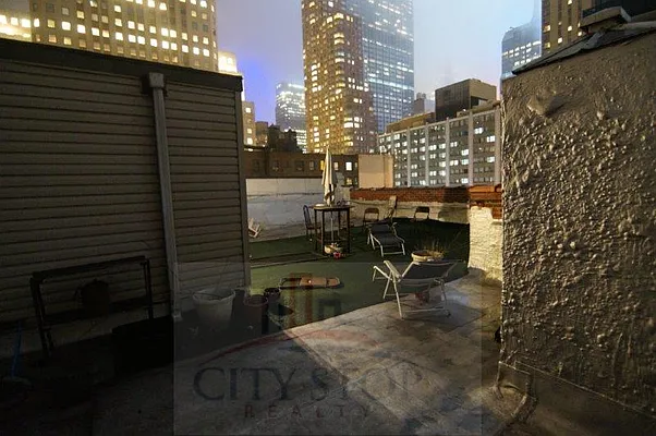 Rented by City Stop Realty | media 4