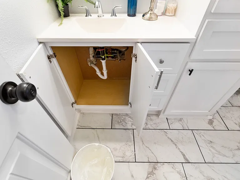 2402 Berry St #7 — Photo 15