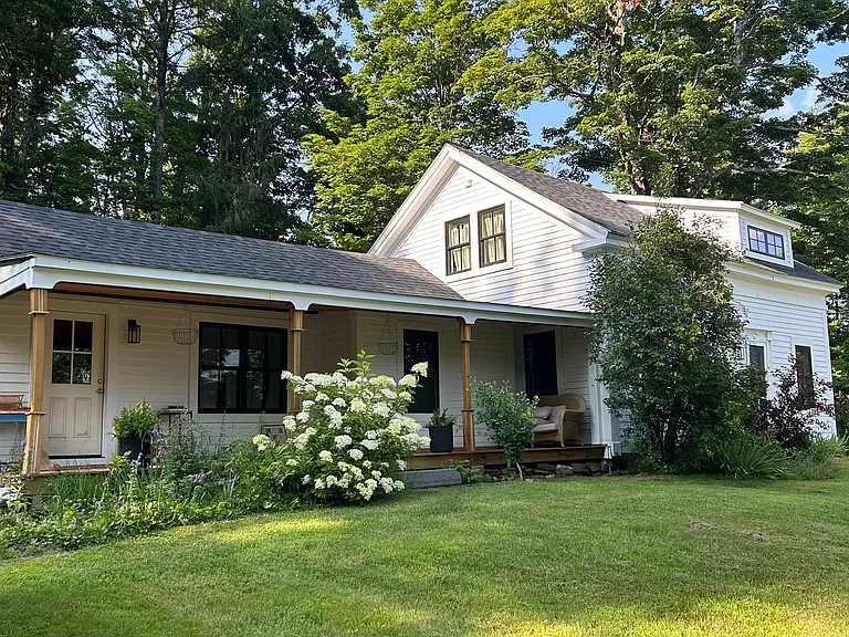 180 Harvey Rd — Photo 4
