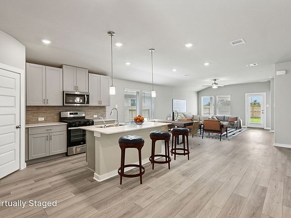 The Oleander floorplan in Central Park Square of Texas City, TX.