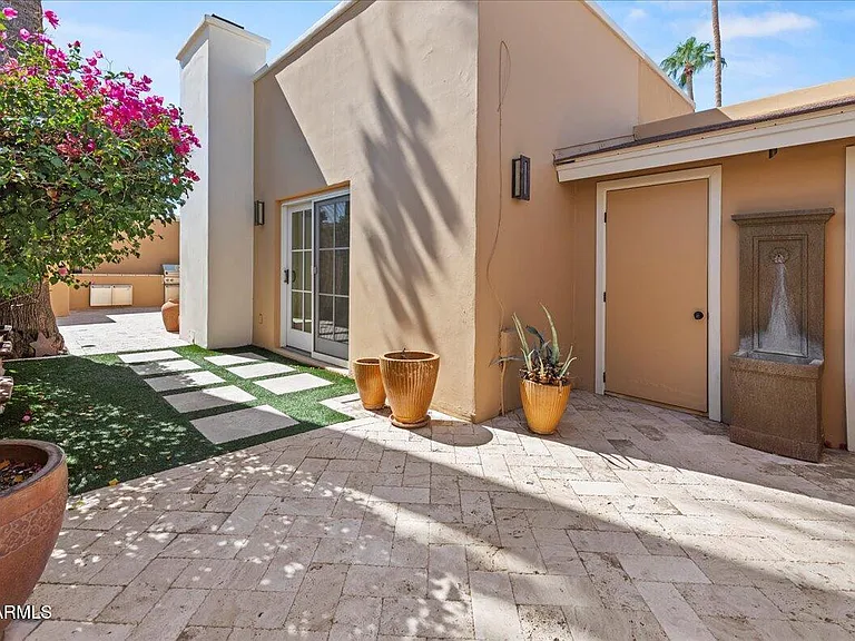 4327 N 69th Way — Photo 34