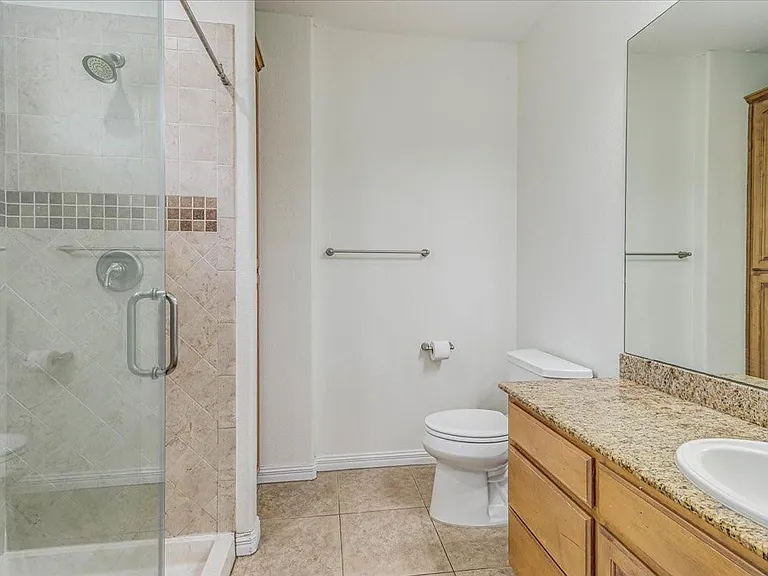 14910 Leeward Dr #304 — Photo 29