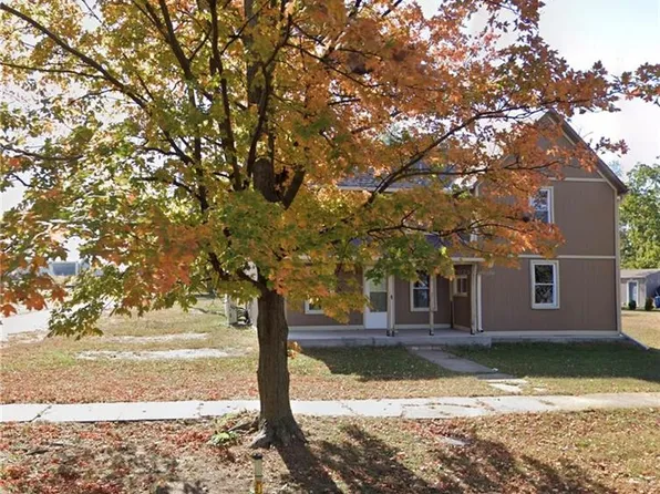 112 W Pine St, Drexel, MO 64742