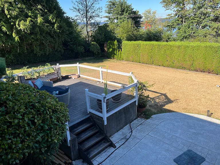 444 E Lake Sammamish Pkwy NE — Photo 4