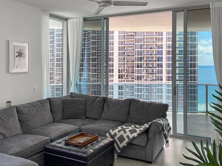 17550 Collins Ave #1205 — Photo 7