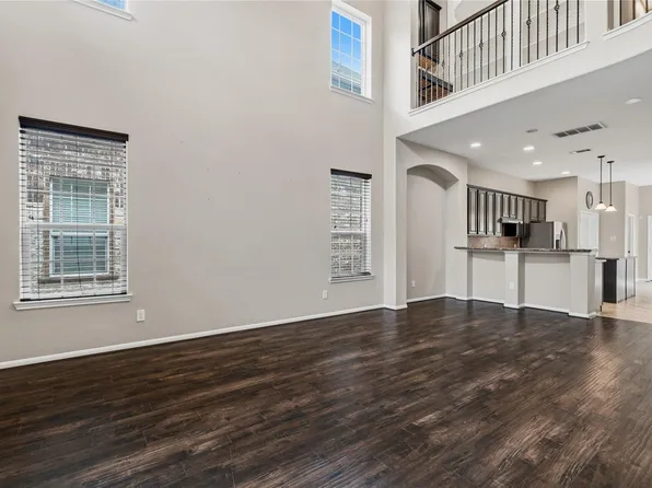 9131 Solvista Pass Ln, Houston, TX 77070