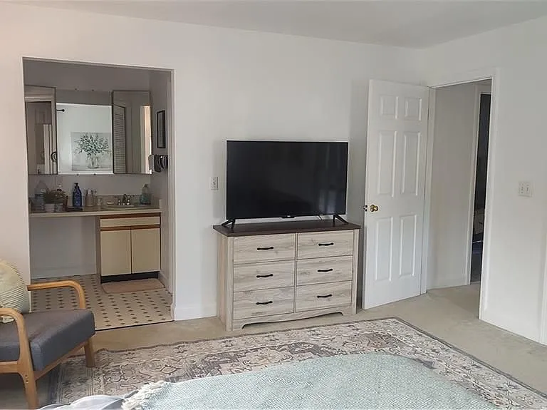 510 Corey Ln — Photo 14