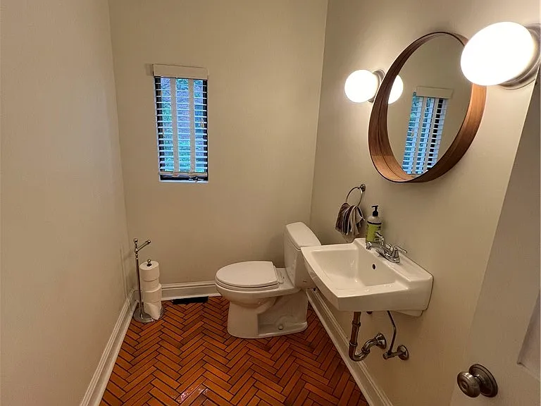 127 Westland Dr — Photo 14