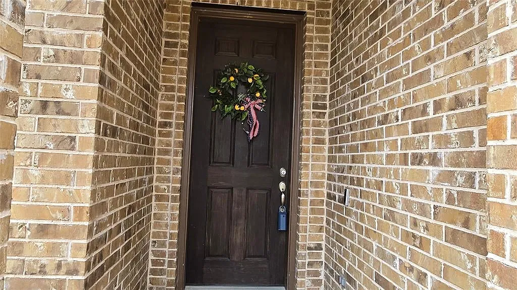 4 bed, 3056 sqft, $3,600 — Photo 3