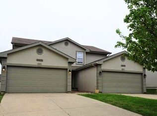 2325 SW Rother Rd #2325, Topeka, KS 66614