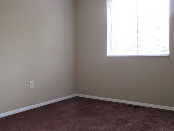 4th image of 4325 Park Forest Dr