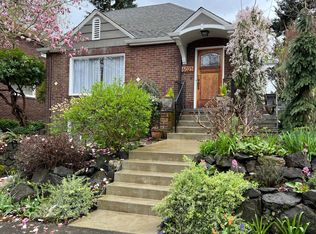 6023 34th Ave NE, Seattle, WA 98115