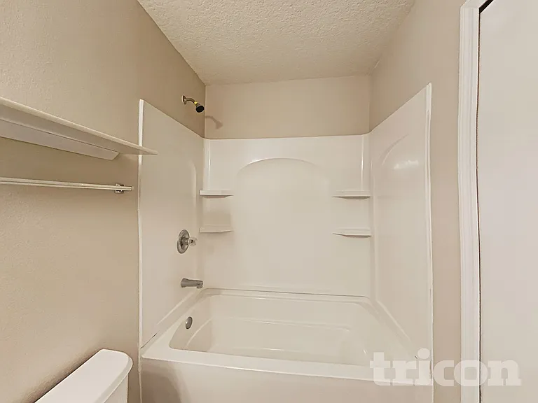 137 Brays Island Ln — Photo 13