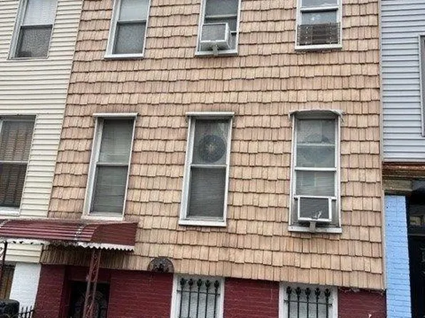 543 Lorimer Street, Brooklyn, NY 11211