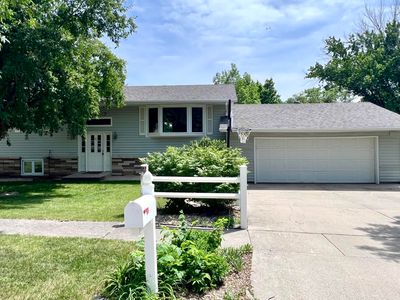 2017 Antelope St, Pierre, SD, 57501