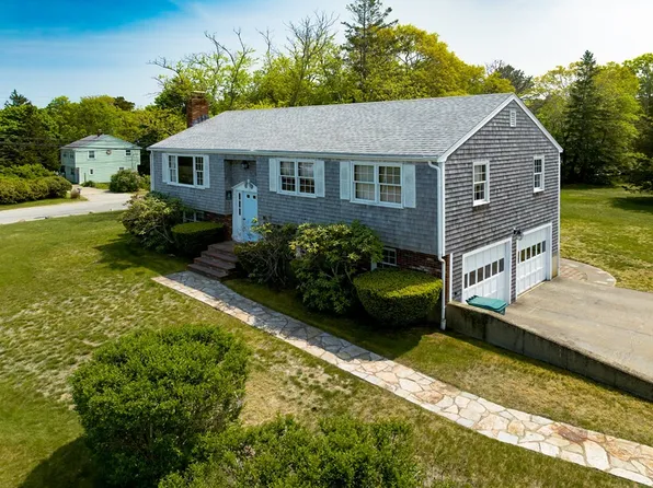45 Pembroke Rd, Plymouth, MA 02360