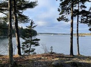 4 Fort Williams Rd, Harrington, ME 04643
