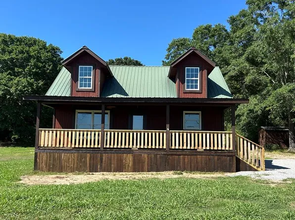 975 Goucher School Rd, Cowpens, SC 29340