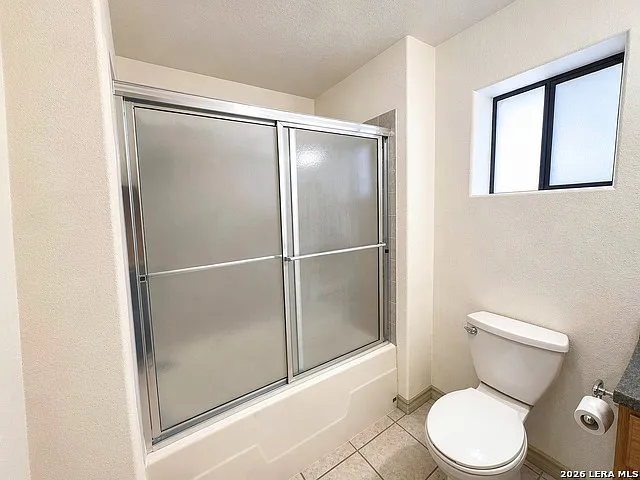 2140 Romel St — Photo 17