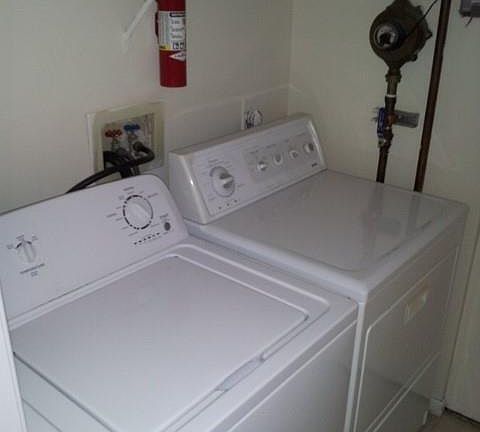 5th image of 8761 Wiles Rd APT 303