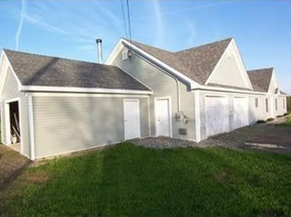 8 Bean Rd, Detroit, ME 04929