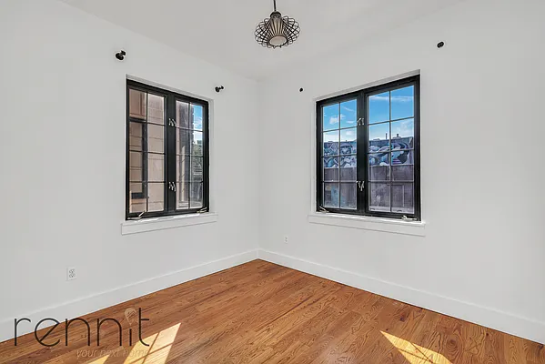 Rented by Rennit Inc. | media 6