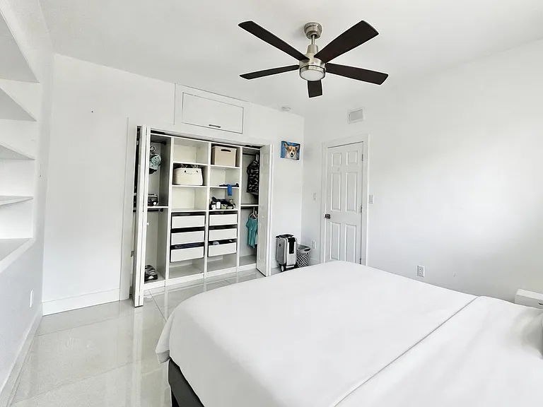 7800 SW 57th Ct — Photo 15