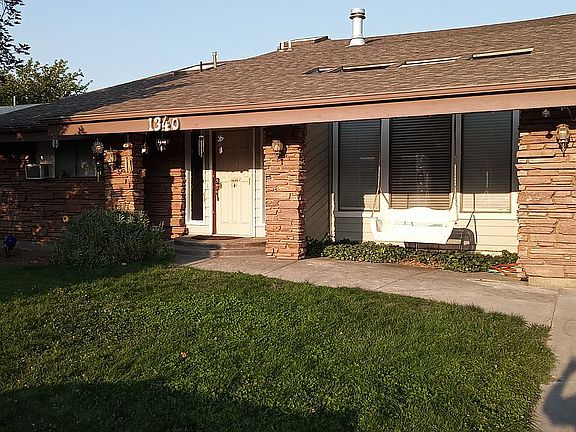 Stone Front with Swing