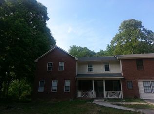 2516 Robinhood Dr, Ellenwood, GA 30294