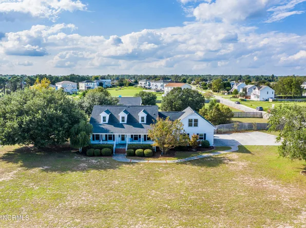 32 Oak View Lane, Hampstead, NC 28443