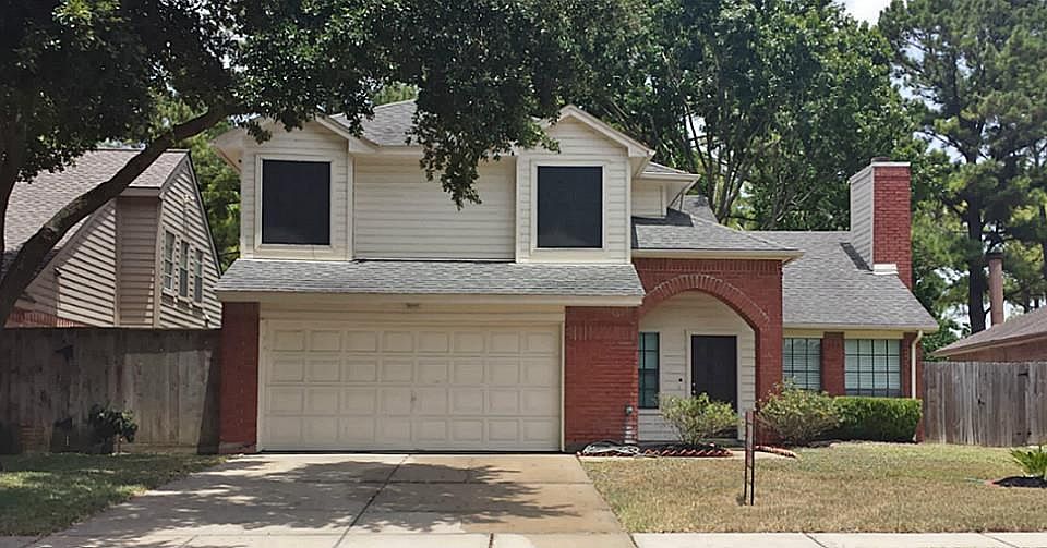 1st image of 16326 Chimneystone Dr