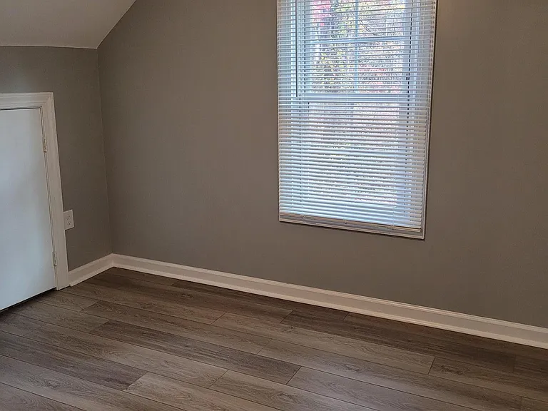 19263 Mockingbird Heights Rd — Photo 9