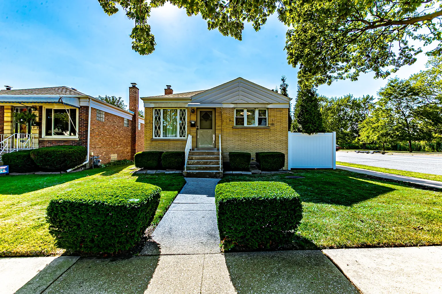 2200 Park Ave photo 1