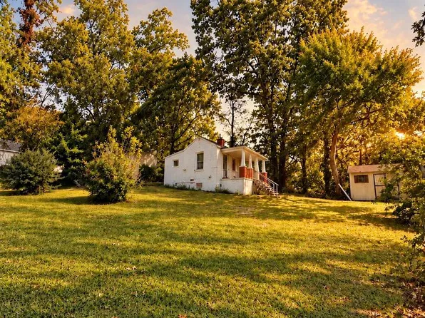 71 Pegs Ln, Fredericksburg, VA 22405