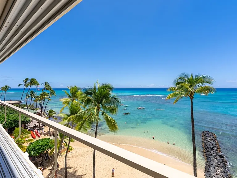 2895 Kalakaua Ave #501 — Photo 26