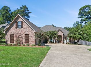 811 Willow Grande Cir, Brandon, MS 39047