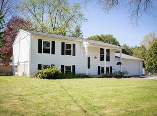 7 Worden La, Saratoga Springs, NY 12866