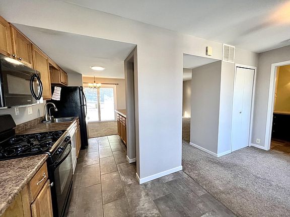 5th image of 6217 Acropolis Dr SE